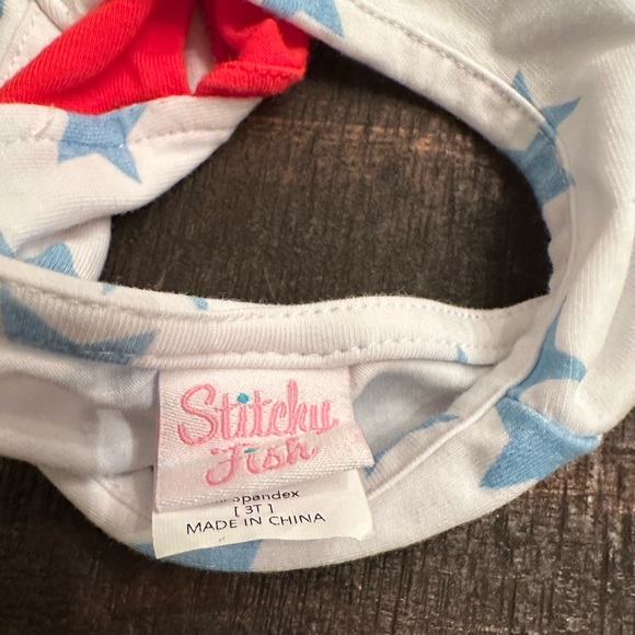 Stitchy Fish 4th of July/Memorial Day outfit. 3T - Picture 3 of 3